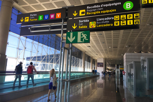 How to get from El Prat Airport to Barcelona